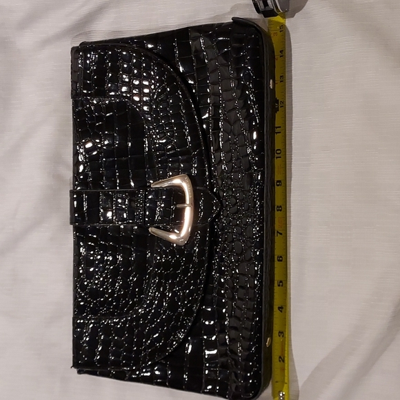 Women's White House Black Market Black Crocodile Print Clutch - Picture 6 of 6